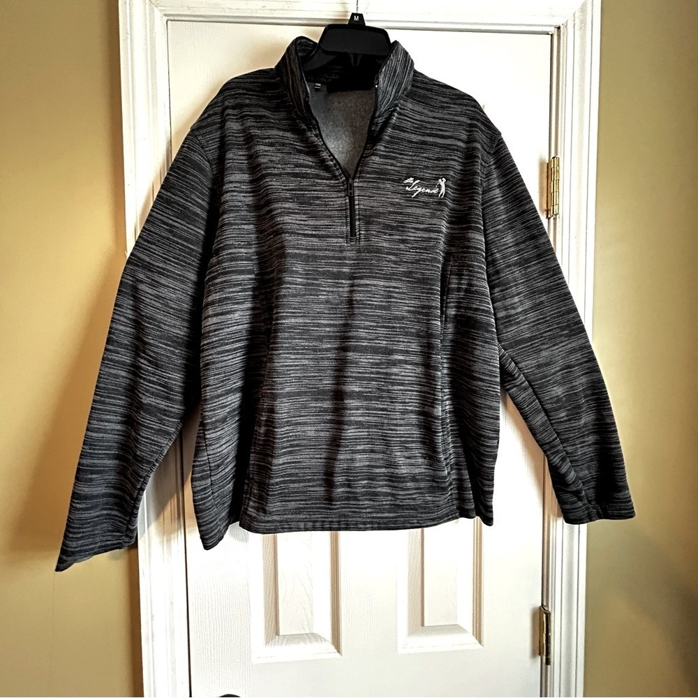 Under Armour Charcoal Zip-Up Men's Golf fleece lined with pocket  Size XL
